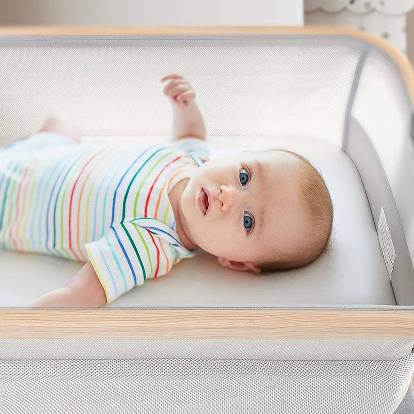 CALIFORNIA DREAMING BEDSIDE BASSINET