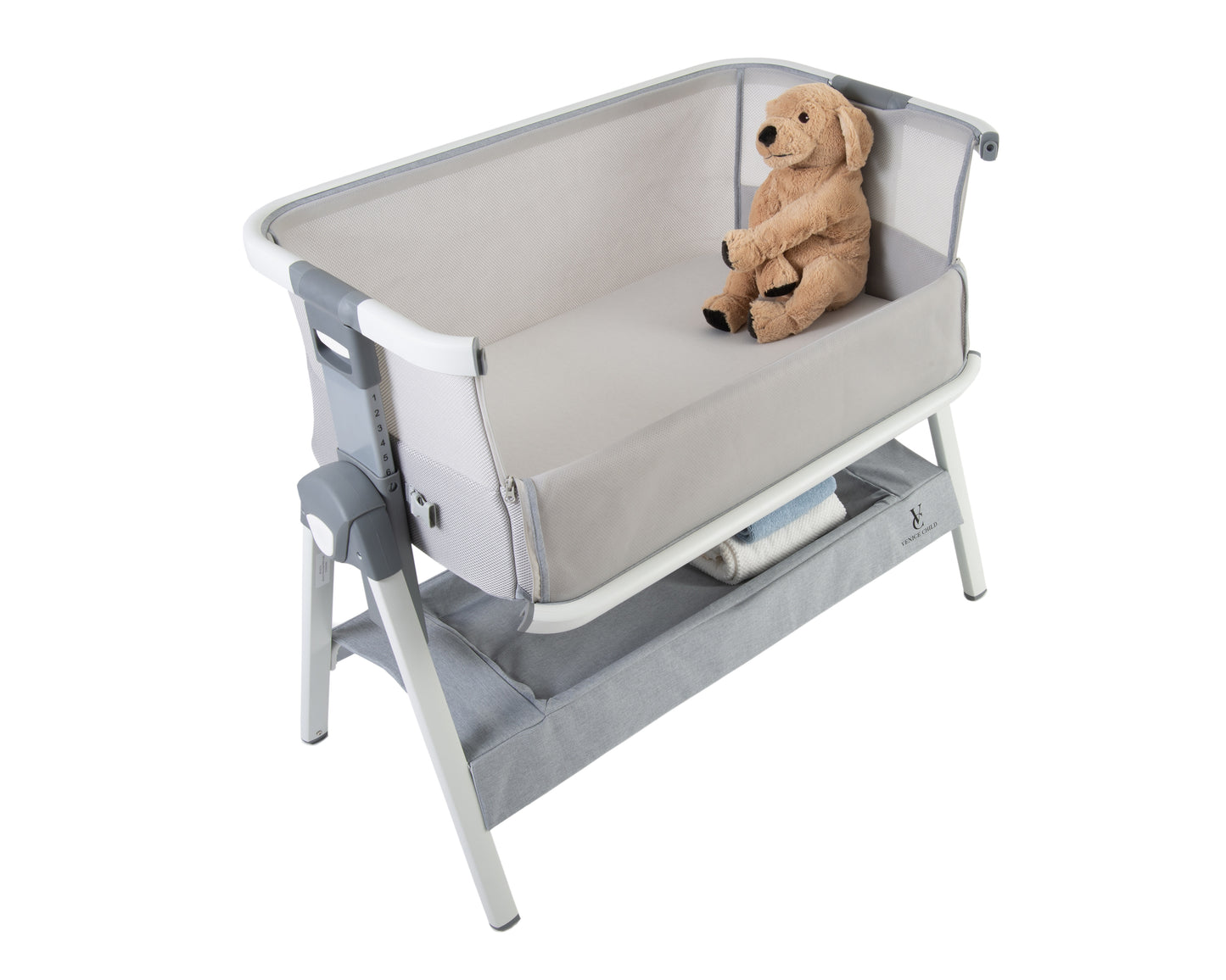 CALIFORNIA DREAMING BEDSIDE BASSINET