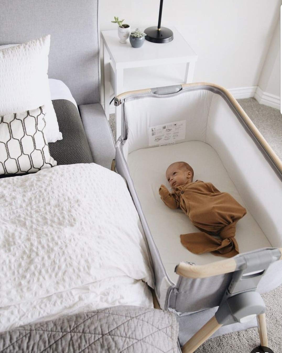 CALIFORNIA DREAMING BEDSIDE BASSINET