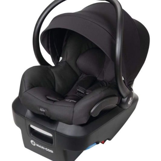 INFANT CAR SEAT